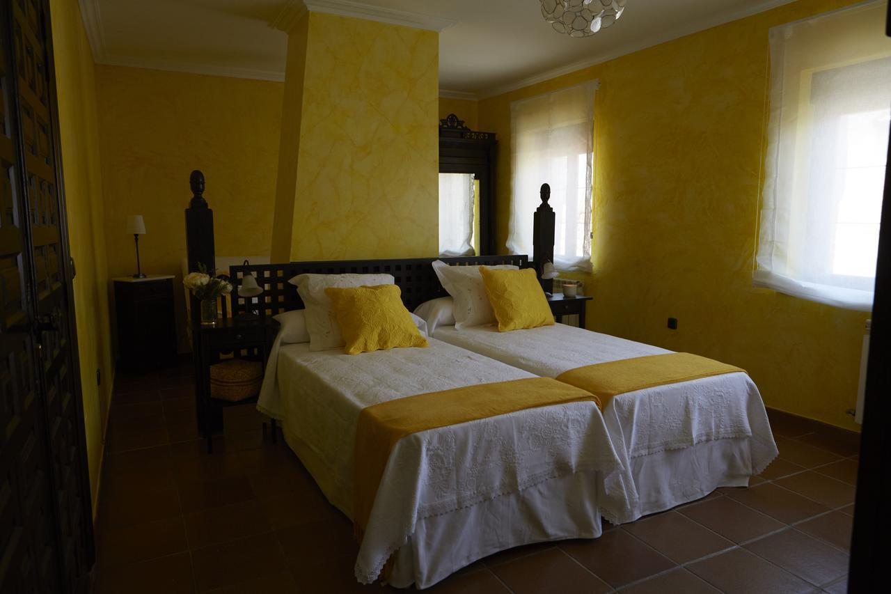 Casa Rural La Casa De Las Manuelas Horcajo de las Torres Zewnętrze zdjęcie